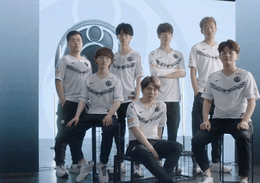 的比赛中 的比赛中